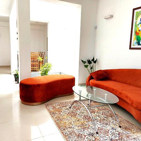 Oesis - Stylish Villa Steps From Historic Galle Fort المظهر الخارجي الصورة