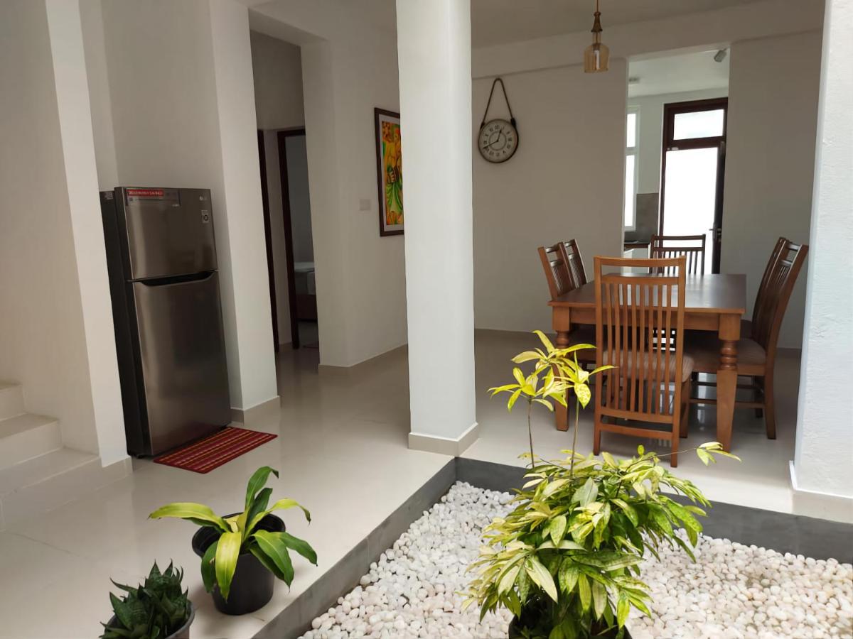 Oesis - Stylish Villa Steps From Historic Galle Fort المظهر الخارجي الصورة