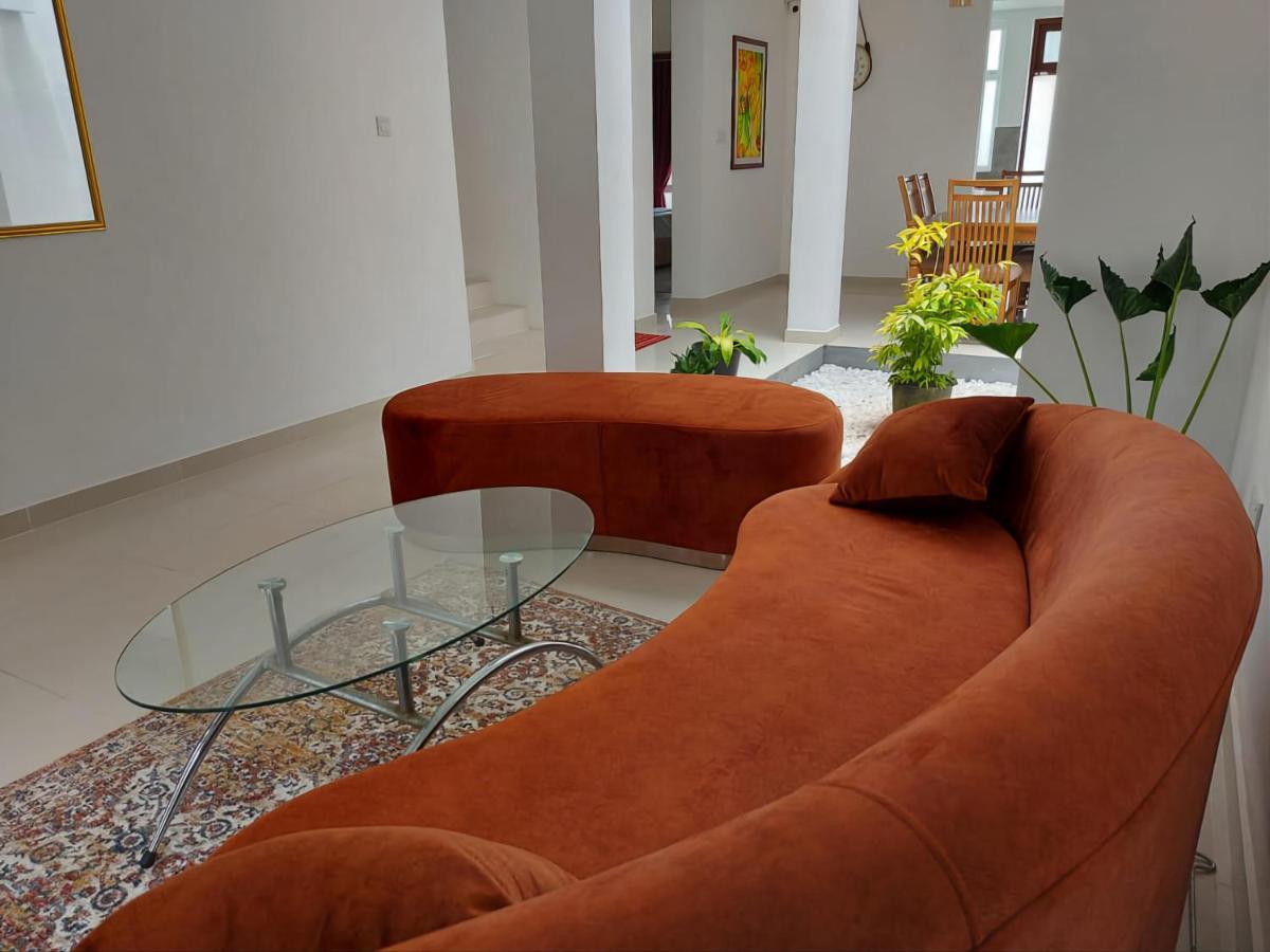 Oesis - Stylish Villa Steps From Historic Galle Fort المظهر الخارجي الصورة